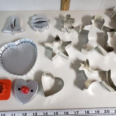 Lot 81: Cookie Cutter Lot