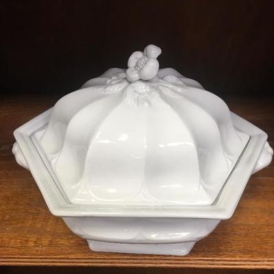 4-004 Ironstone Tureen