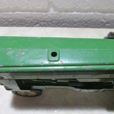 4-020 Oliver Model Tractor