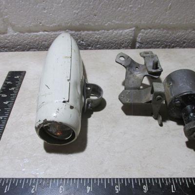 4-031 Vintage Delta Bicycle Light and Tire Generator