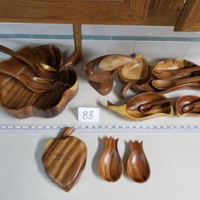 Lot 83: Mid Century Modern Monkey Pod Wood Bowls, Utensils & Fish Sculpture 