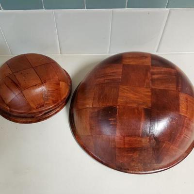 Lot 87: Mid Century Wood Bowl lot