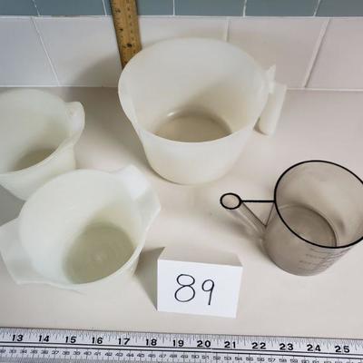 Lot 89: (3) Tupperware Measuring Cup and 1 Fat Separater Measuring Cup