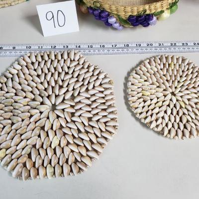 Lot 90: Basket and Hot Pad Lot