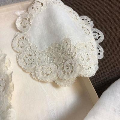 #196 Incredible LACE OLD 