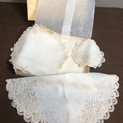 #196 Incredible LACE OLD 