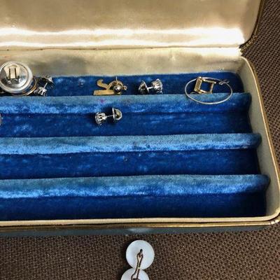 #198 Mixed lot of Jewelry 