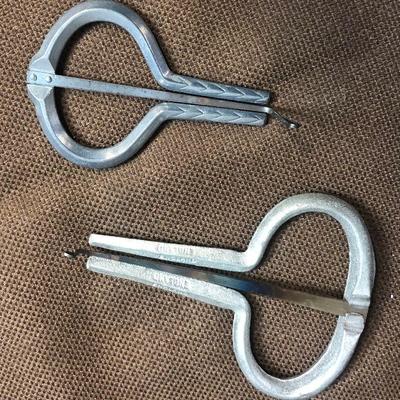 #213 2 Vintage Mouth harps 