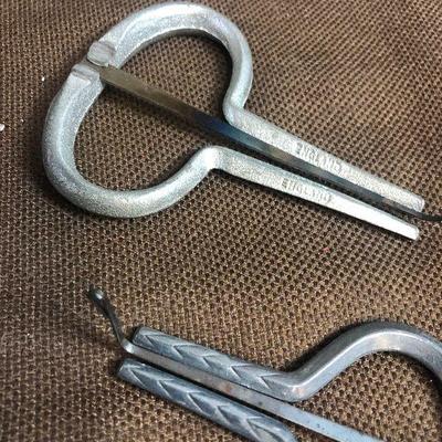 #213 2 Vintage Mouth harps 