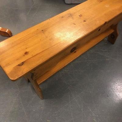 #222 Pine Bench Colonial Style 