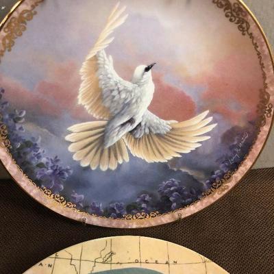 #257 Decorative Plates - Dove and Light House 