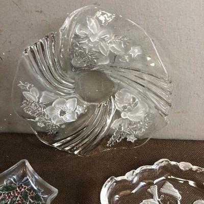  #285 3 Christmas serving dishes