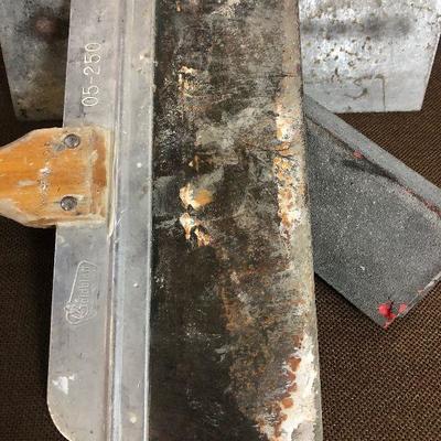 #348 Drywall Trowel and sanding block (3) 
