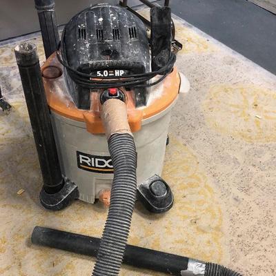 #350 Shop Vac. W/ attachments. 
