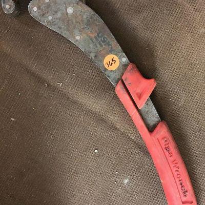 #365 Huskey Pipe 15" Wrench 