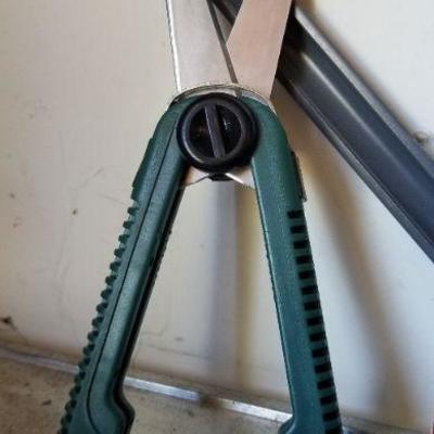 LOT #104: Camping Bundle - American Camper All Purposr Folding Tool, Hideaway Scissors and Glow Lights