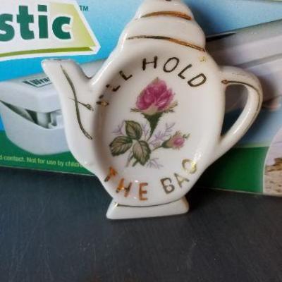 LOT #131: NEW Wraptastic Tool + Tea Bag Holder