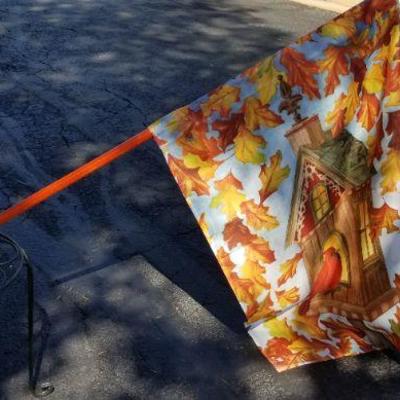 LOT #139: Vintage Red Bird Flag 