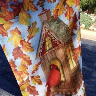 LOT #139: Vintage Red Bird Flag 