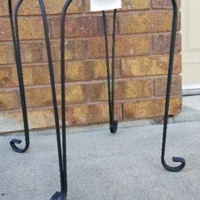 LOT #165: Vintage Outdoor Garden or Patio Stand