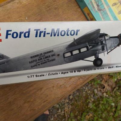Vintage Revell Ford Tri-Motor Plane. model.