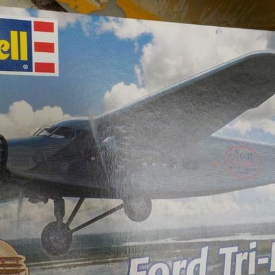 Vintage Revell Ford Tri-Motor Plane. model.