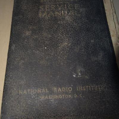 Radio Tricians National Radio Institute Service Manual