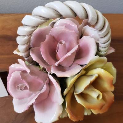 Lot 172: Porcelain Flower Basket