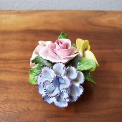 Lot 173: (2) Small Porcelain Flower Arrangement 