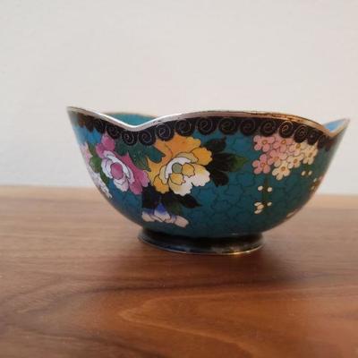 Lot 182: Vintage Cloisonne Bowl