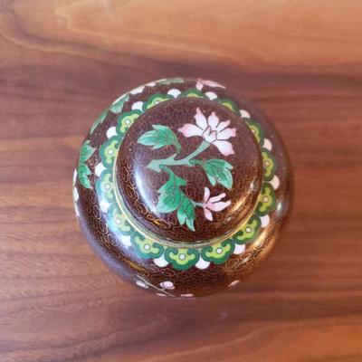 Lot 183: Vintage Cloisonne Ginger Jar 