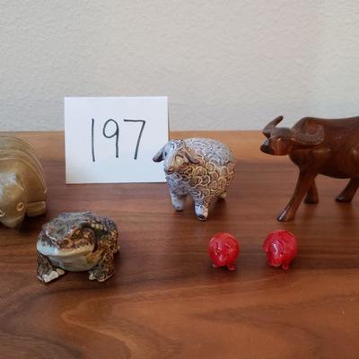 Lot 197: Small Animal Lot