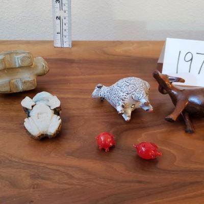 Lot 197: Small Animal Lot