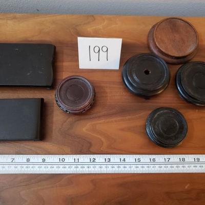 Lot 199: Wood Stand Lot