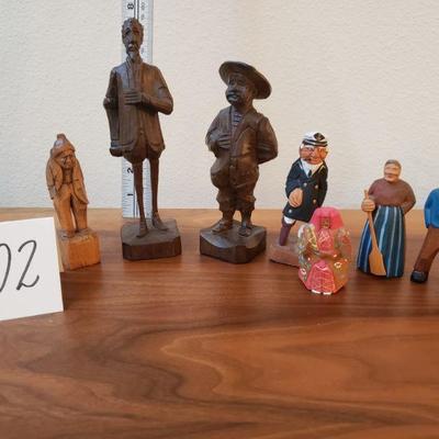 Lot 202: Carved Wood Figure Lot