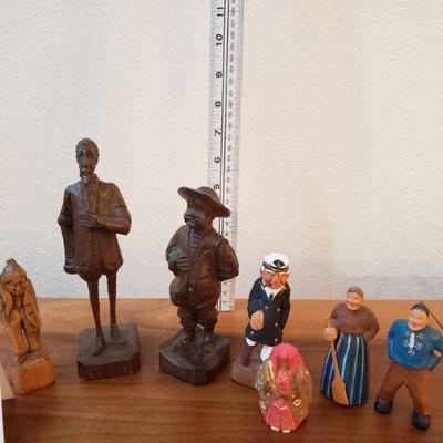 Lot 202: Carved Wood Figure Lot