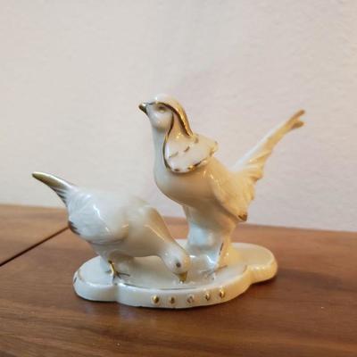 Lot 207: (2) Limbach? Porcelain Bird Figurines