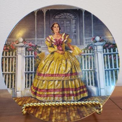 Lot 210: Willow Tree Angel & Knowles Plate