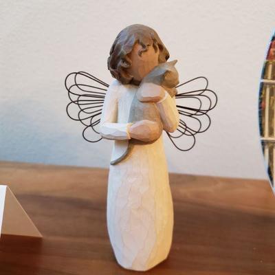 Lot 210: Willow Tree Angel & Knowles Plate
