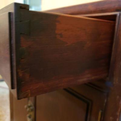 Lot 212: Vintage Chinese Cabinet 