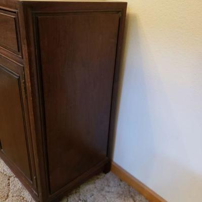 Lot 212: Vintage Chinese Cabinet 