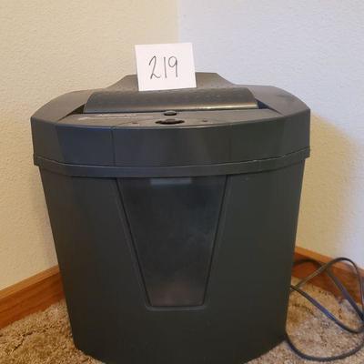 Lot 219: Working Memorex Paper Shredder 