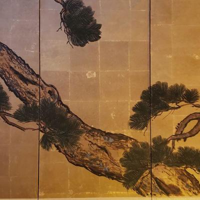 Lot 238: Handpainted Japanese Screen