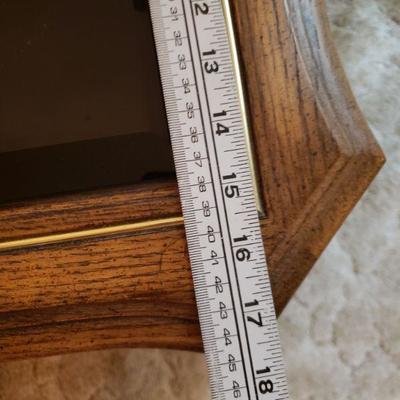 Lot 249: Vintage Small Glass Top Curio Table/Cabinet 