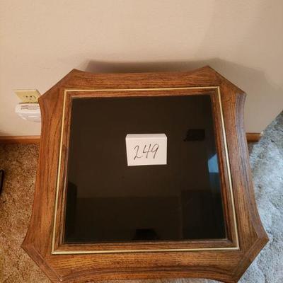 Lot 249: Vintage Small Glass Top Curio Table/Cabinet 