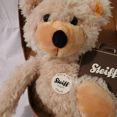 B39: Steiff Charly Bear Best for Kids 11 inches, Gift!