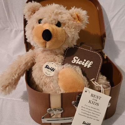 B39: Steiff Charly Bear Best for Kids 11 inches, Gift!