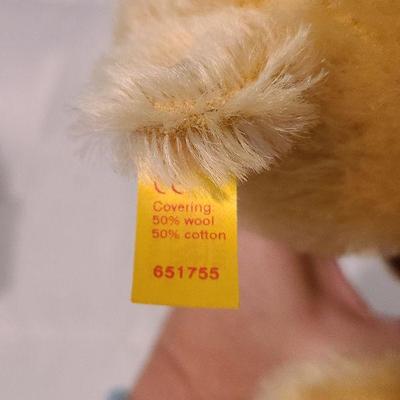 B46: Winnie the Pooh Steiff