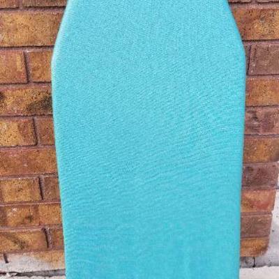 LOT #252: Vintage Table Top Ironing Board