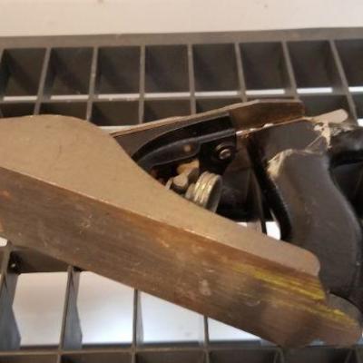 LOT #255: Vintage Wood Block Plane by Handyman
